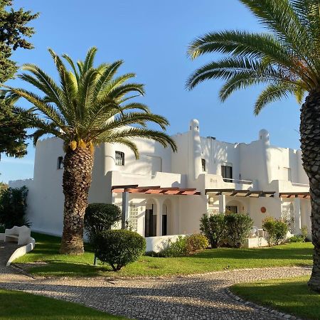 Superb Beach Townhouse At Vila Gaivota Resort Ferragudo Bagian luar foto