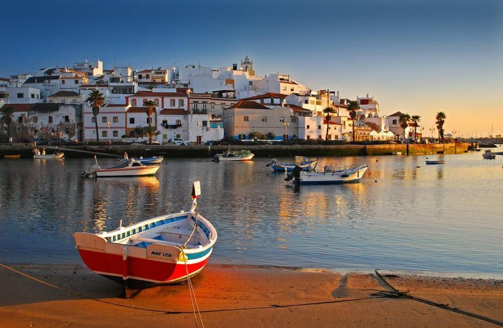 Superb Beach Townhouse At Vila Gaivota Resort Ferragudo Bagian luar foto