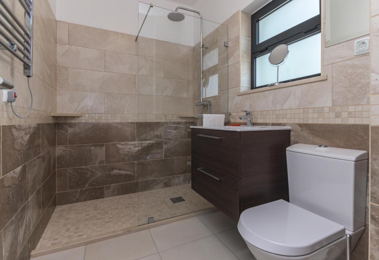 Superb Beach Townhouse At Vila Gaivota Resort Ferragudo Bagian luar foto