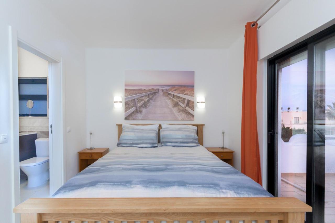 Superb Beach Townhouse At Vila Gaivota Resort Ferragudo Bagian luar foto