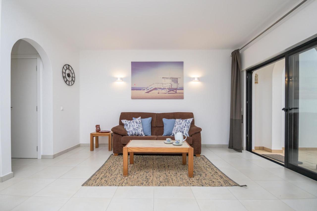Superb Beach Townhouse At Vila Gaivota Resort Ferragudo Bagian luar foto