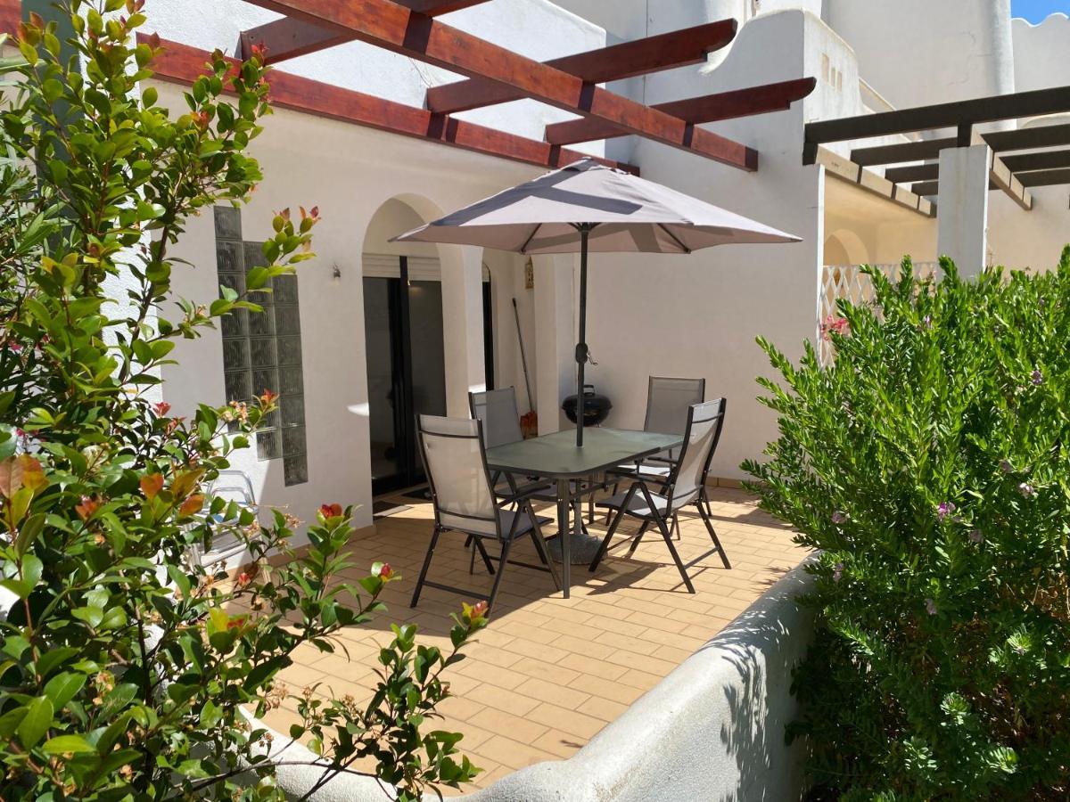 Superb Beach Townhouse At Vila Gaivota Resort Ferragudo Bagian luar foto